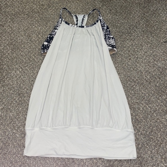 Lululemon Black and White Tank - Picture 1 of 2